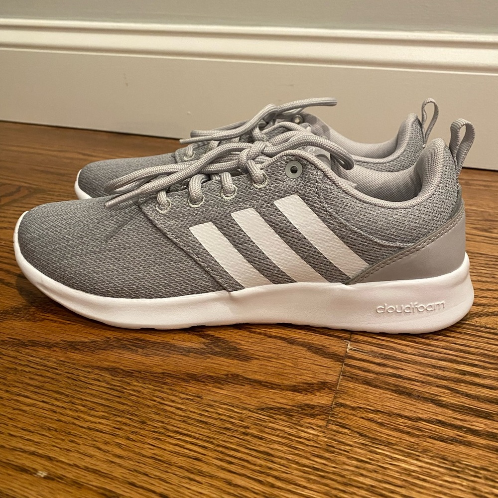 Adidas Cloudfoam Gray and White Sneakers